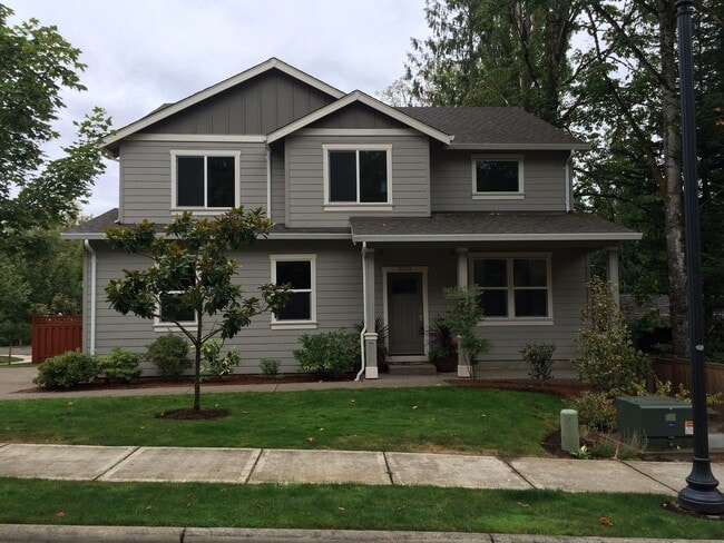 Building Photo - 9946 SW Taylor St