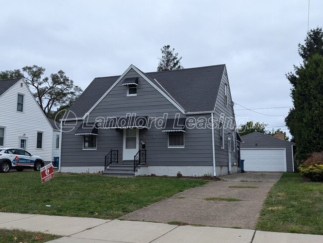 Primary Photo - $599 Security Deposit Special!