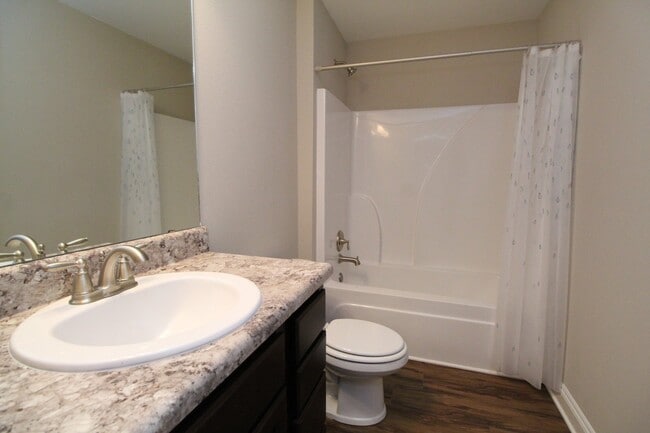 Building Photo - Coming Soon! 3-Bed/2-Bath Brick Home in Mi...
