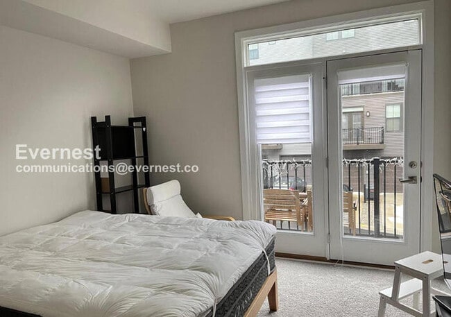 Building Photo - 13230 Woodland Park Rd