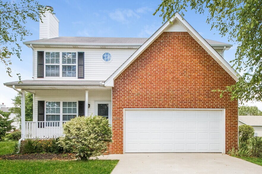 Primary Photo - 1244 St Andrews Dr