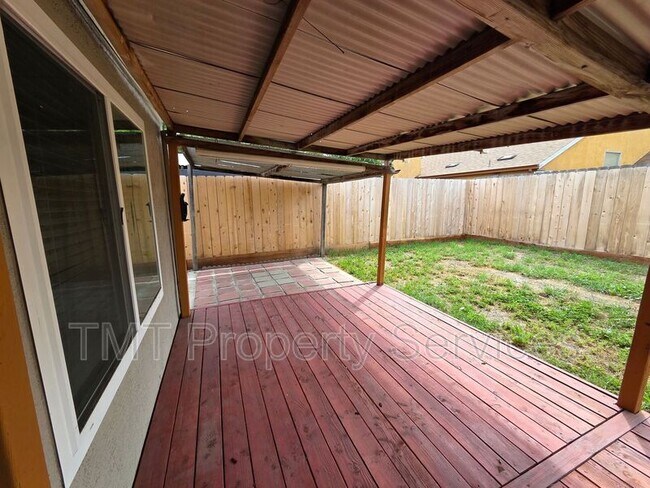 Building Photo - 2234 Wall St