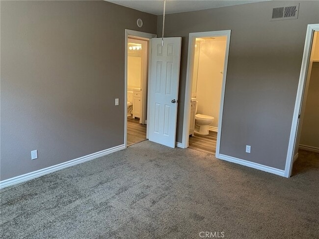 Building Photo - 45270 Panorama Dr