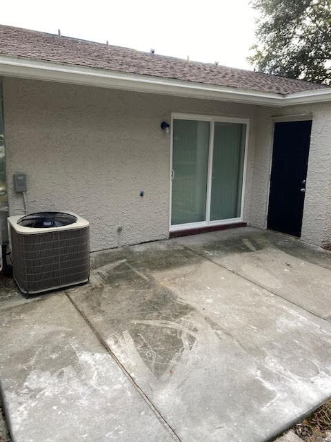 Building Photo - 2107 Lake Margaret Dr