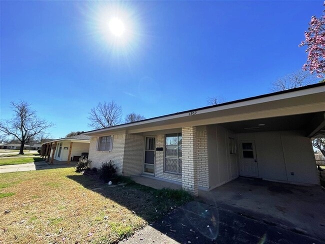 Building Photo - Bossier City LA 4 bed 3 bath for lease | C...