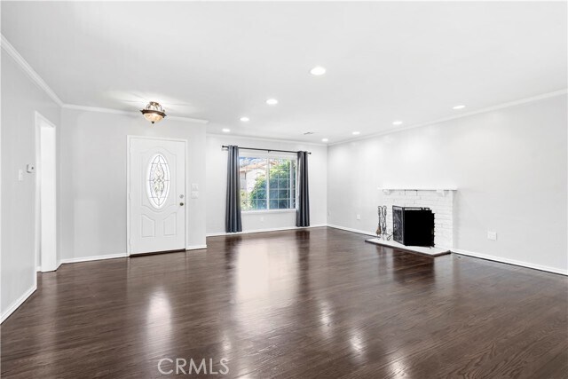 Building Photo - 7721 Oakdale Ave