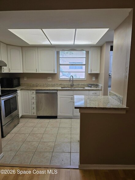 Building Photo - 3135 Shady Dell Ln