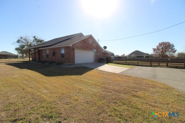 Building Photo - 775 Cactus Ln