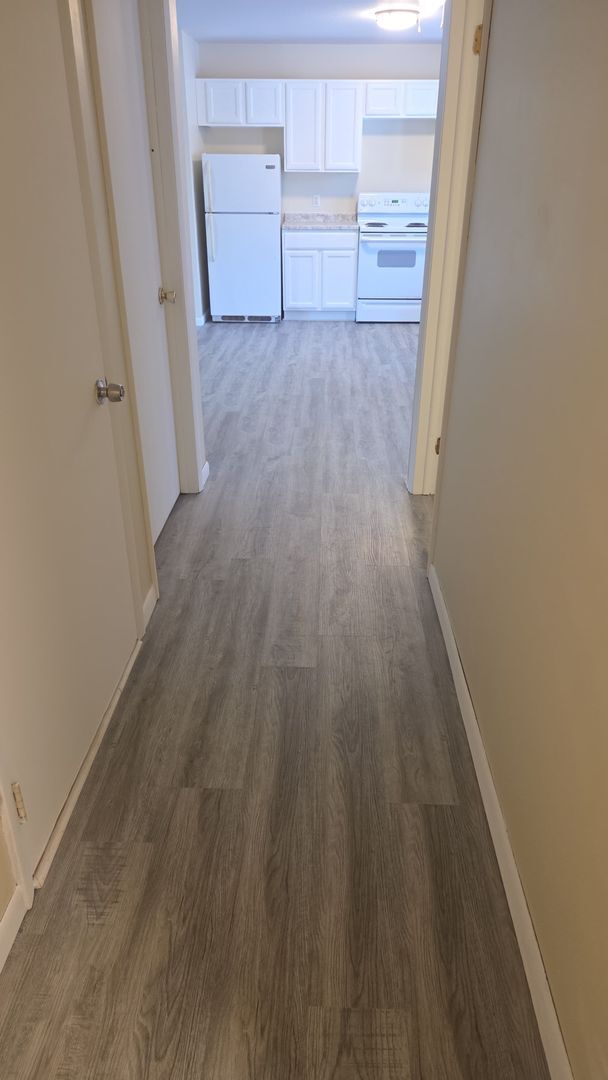 Building Photo - 4 bed 1 bath