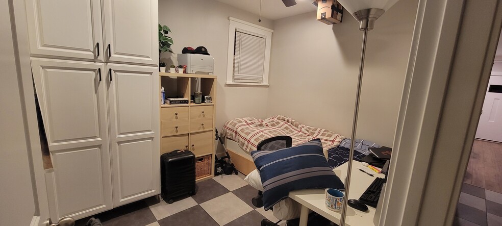 Bedroom 3 - 3509 Raymond Ave