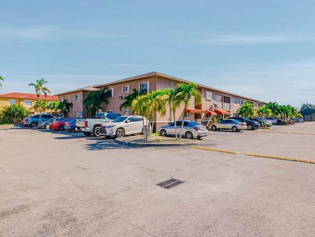 Building Photo - 2925 W 80th St