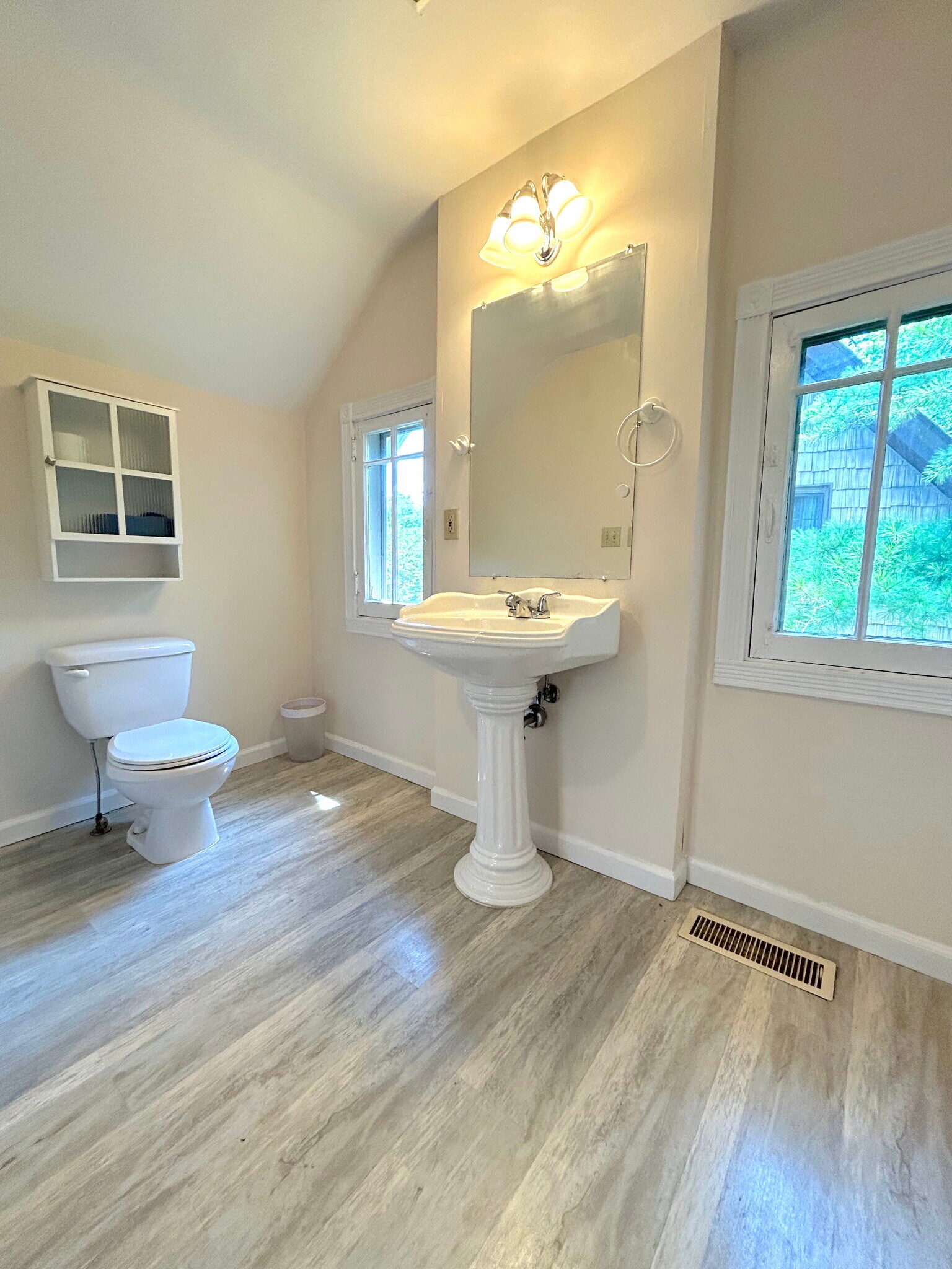 Bathroom #2 - 2903 Maisel Dr