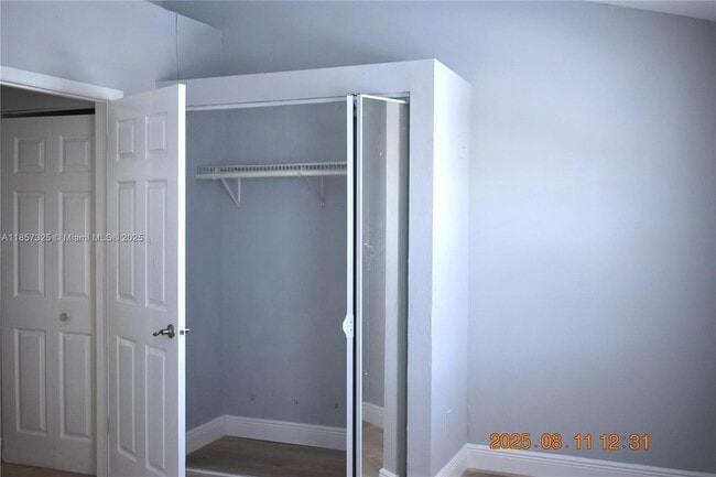 Building Photo - 2908 Edgehill Ln