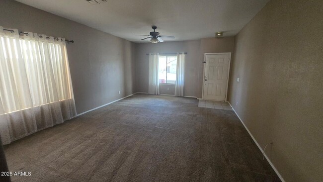 Building Photo - 4216 N 125th Ave