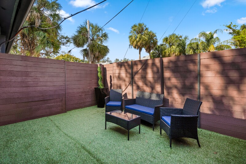 Building Photo - 202 N Fremont Ave