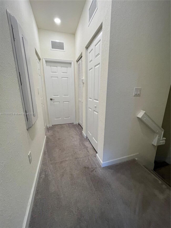 Building Photo - 10586 West 33rd Ct