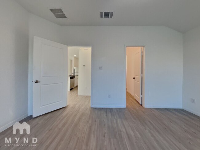 Building Photo - 5908 Geronimo Wy