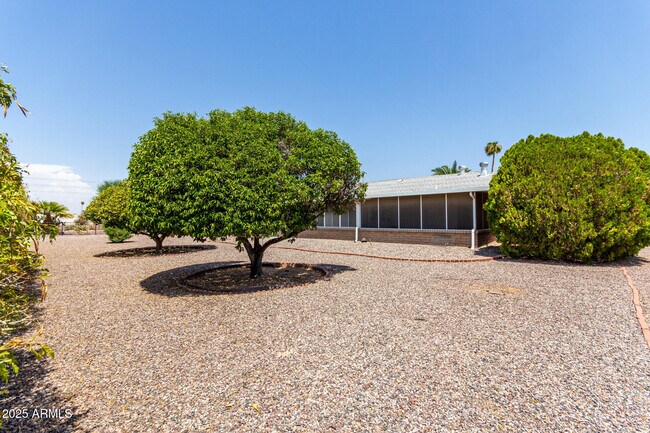 Building Photo - 16828 N 108th Ave