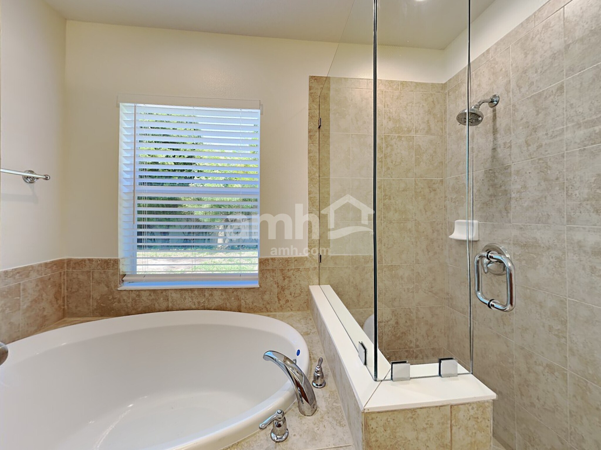 Building Photo - 927 Windton Oak Dr