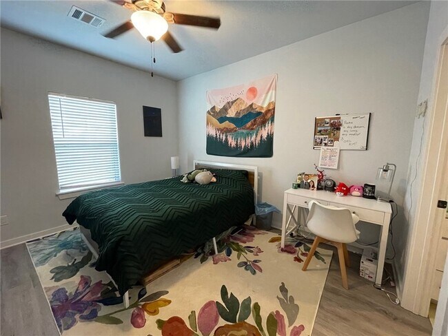 Building Photo - 1448 Ailin Dr