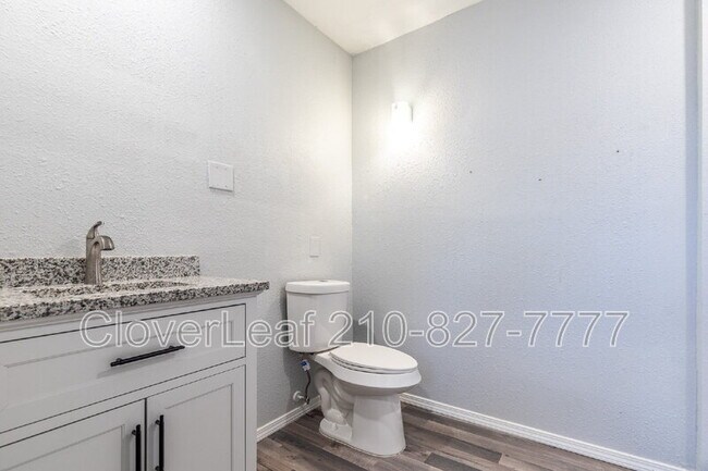 Building Photo - 631 Potomac St