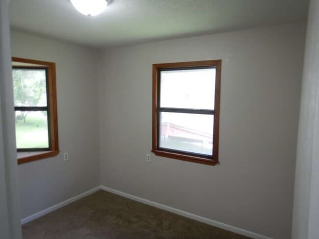 Building Photo - 203 Ferguson Dr