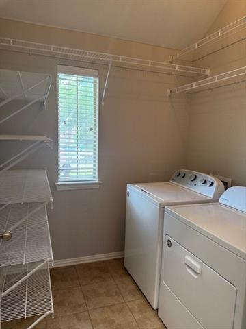 Building Photo - 2217 Kingsdale Ct