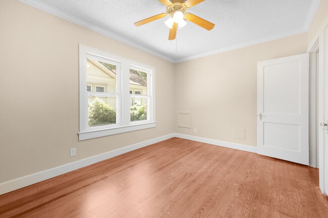 Building Photo - 1324 Allston St