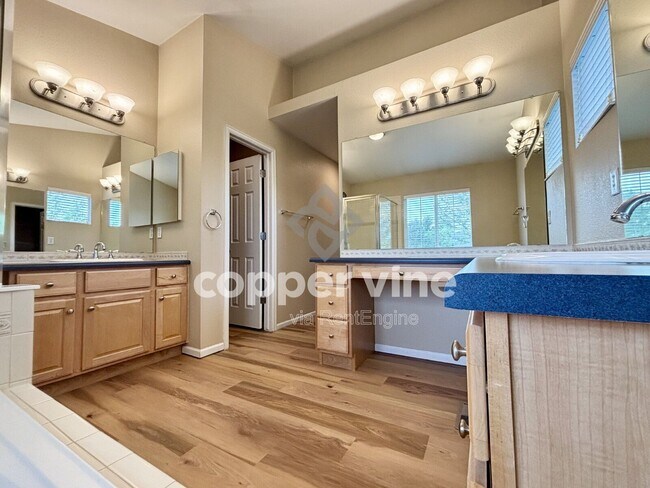 Building Photo - 3552 W 125th Dr