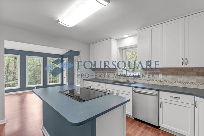 Building Photo - Single Family | One-acre lot in Powell Far...
