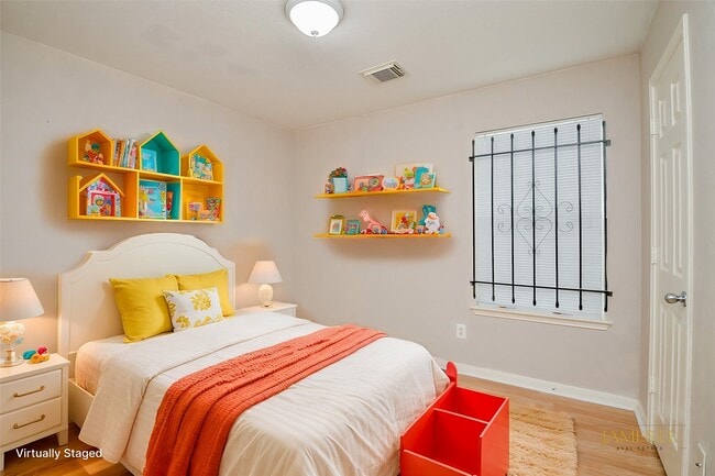 Building Photo - 13118 Cres Manor Ln