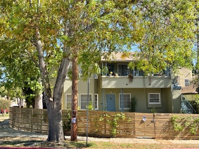 Building Photo - 2932 St George St