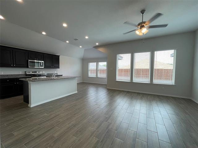 Building Photo - 5808 Utopia Dr