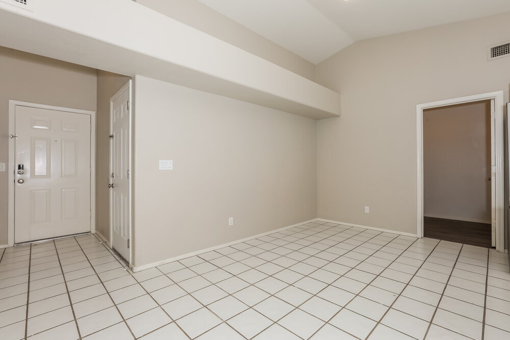 Building Photo - 1922 E Cortez Dr