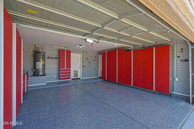 Building Photo - 8747 W Adam Ave