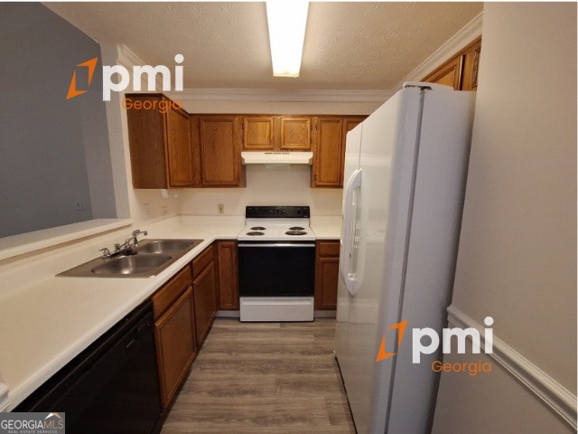 Building Photo - 2055 Pine Cone Dr SW