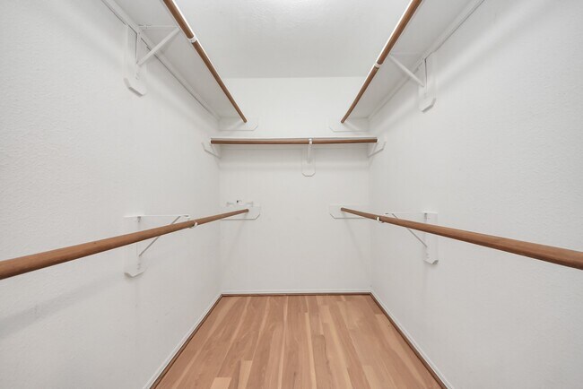 Building Photo - 21019 Stoney Haven Dr