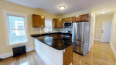 Building Photo - 4.0 bedroom in Cambridge Massachusetts 02144
