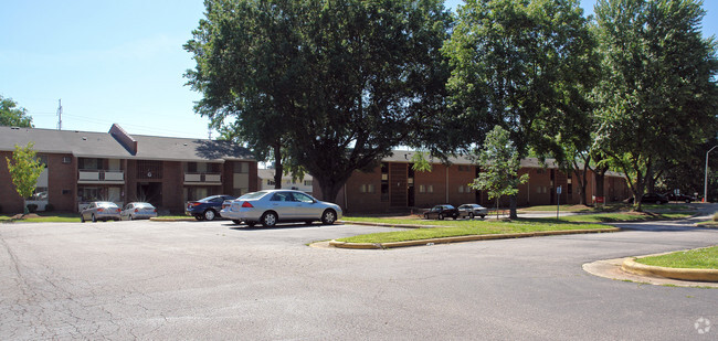 Building Photo - Western Manor Apartments