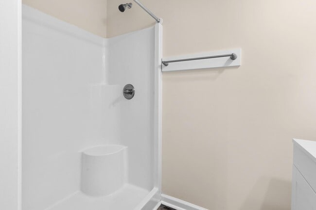 Building Photo - 160 Clayton James Rd