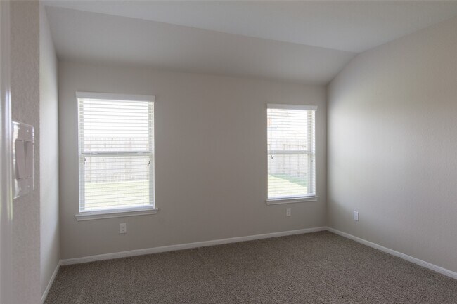 Building Photo - 29311 Dunns Creek Ct