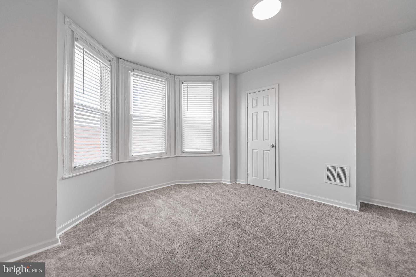 Building Photo - 3156 N 27th St