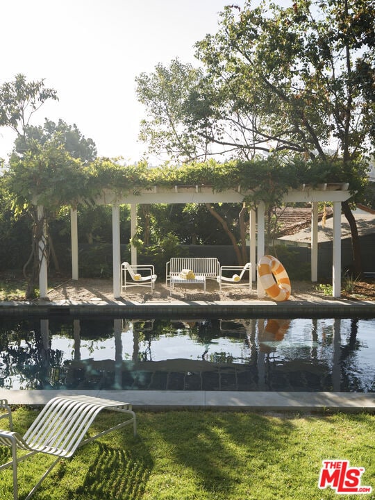 Building Photo - 2150 Moreno Dr