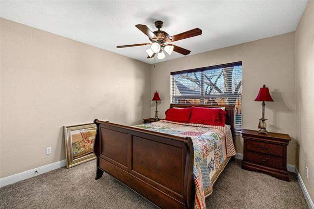 Building Photo - 8918 N Longwood Dr