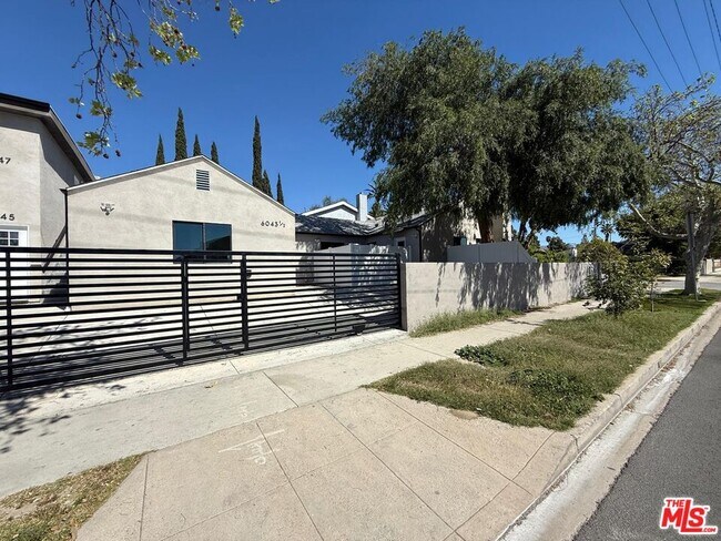 Building Photo - 6403 Gentry Ave