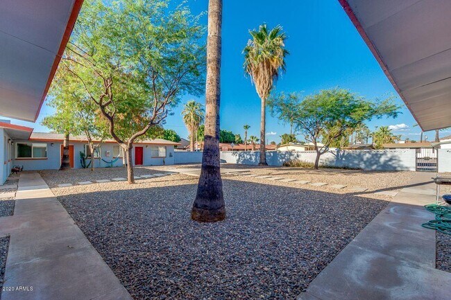 Building Photo - 2020 N 49th St