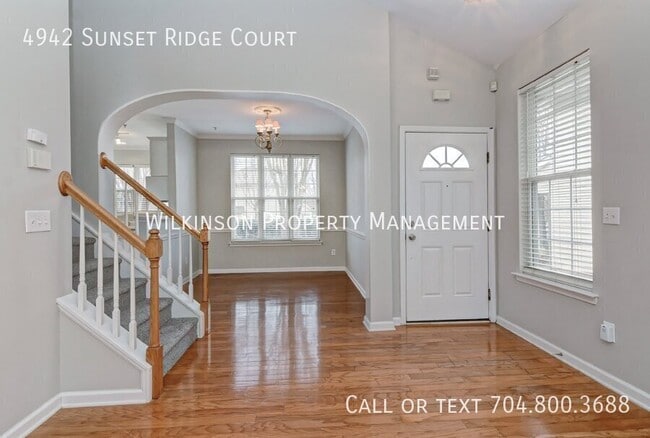 Building Photo - 4942 Sunset Ridge Ct