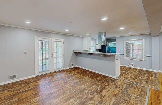 Building Photo - 1769 Timothy Dr SW