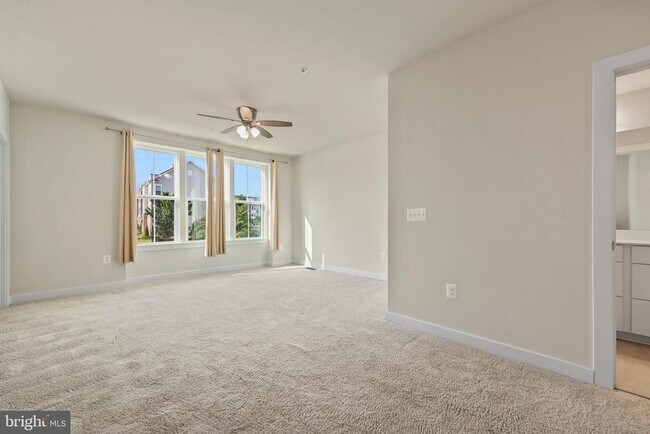 Building Photo - 1733 Dunnington Pl