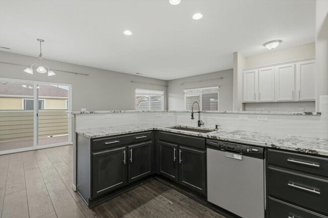 Building Photo - 5649 Saint Patrick View